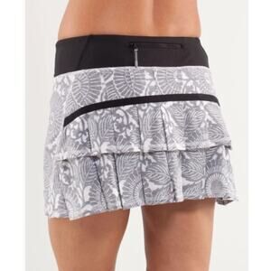 Lululemon Pace Setter Skirt Beachy Fossil Gray Lined 6